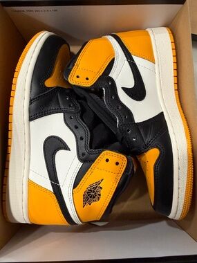 Nike Jordan 1 TAXI/BLACK-SAIL